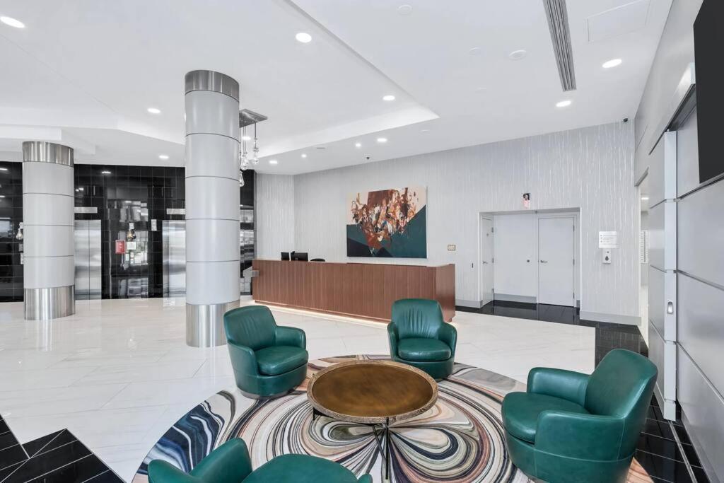 Incredible Apartment With Rooftop In Pentagon City Arlington Esterno foto